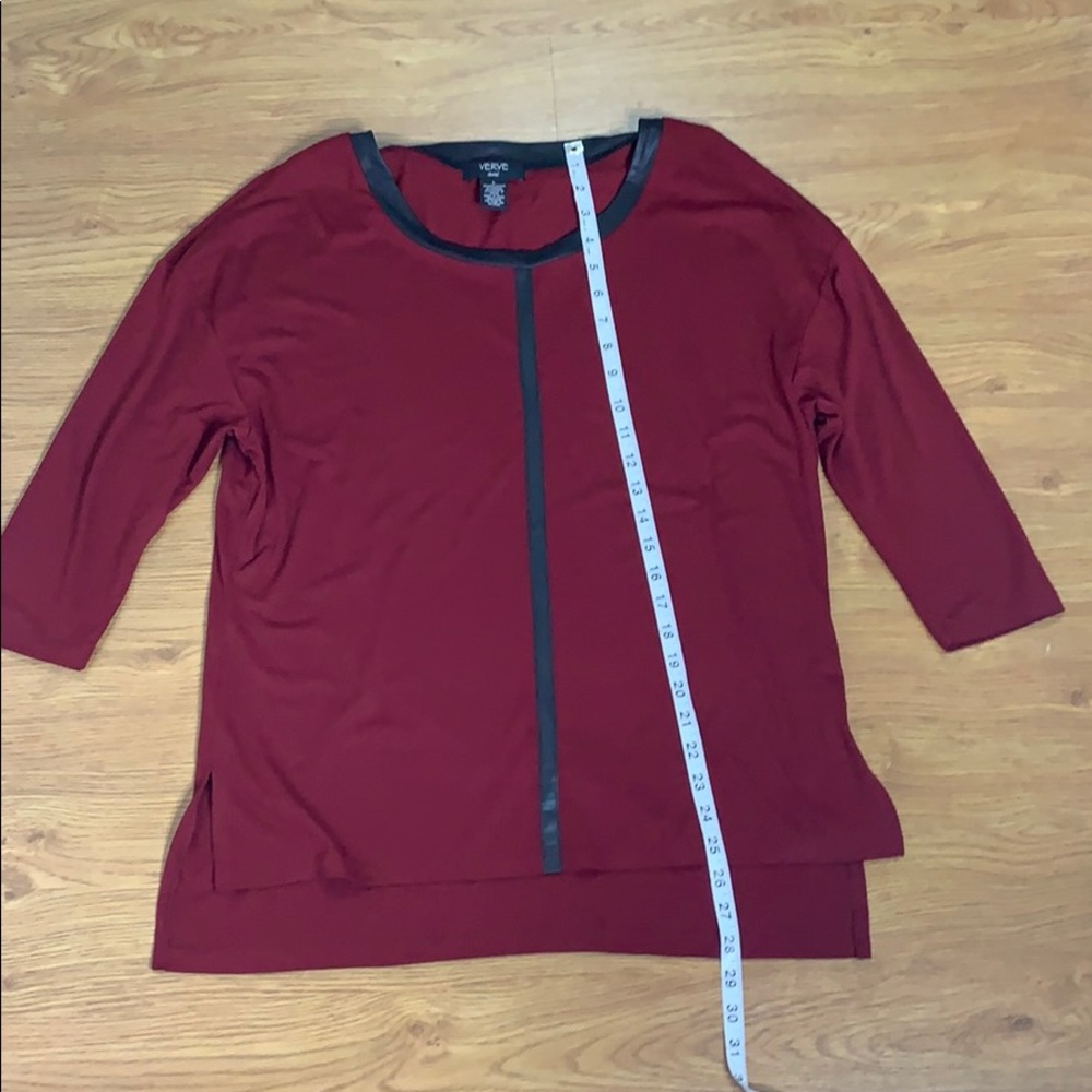 VERVE ami Size Large Wine & Black 3 Quarter Shirt - Picture 2 of 6